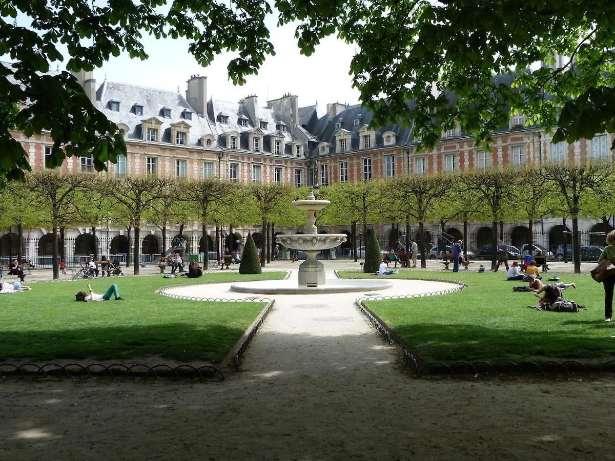 Charmant Appartement Au Coeur Du Marais Paříž Apartmán